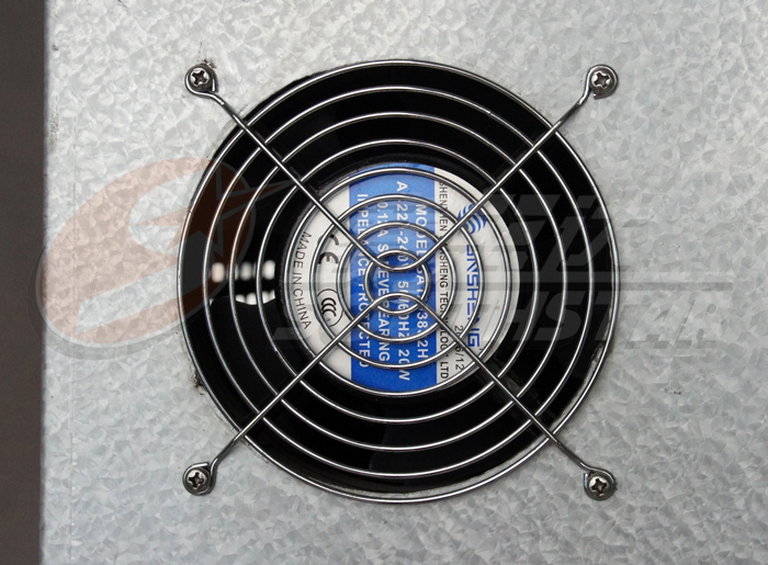 广州凯时k8豪华型二层四盘电脑版燃气烤箱 NFR-40HI散热风机